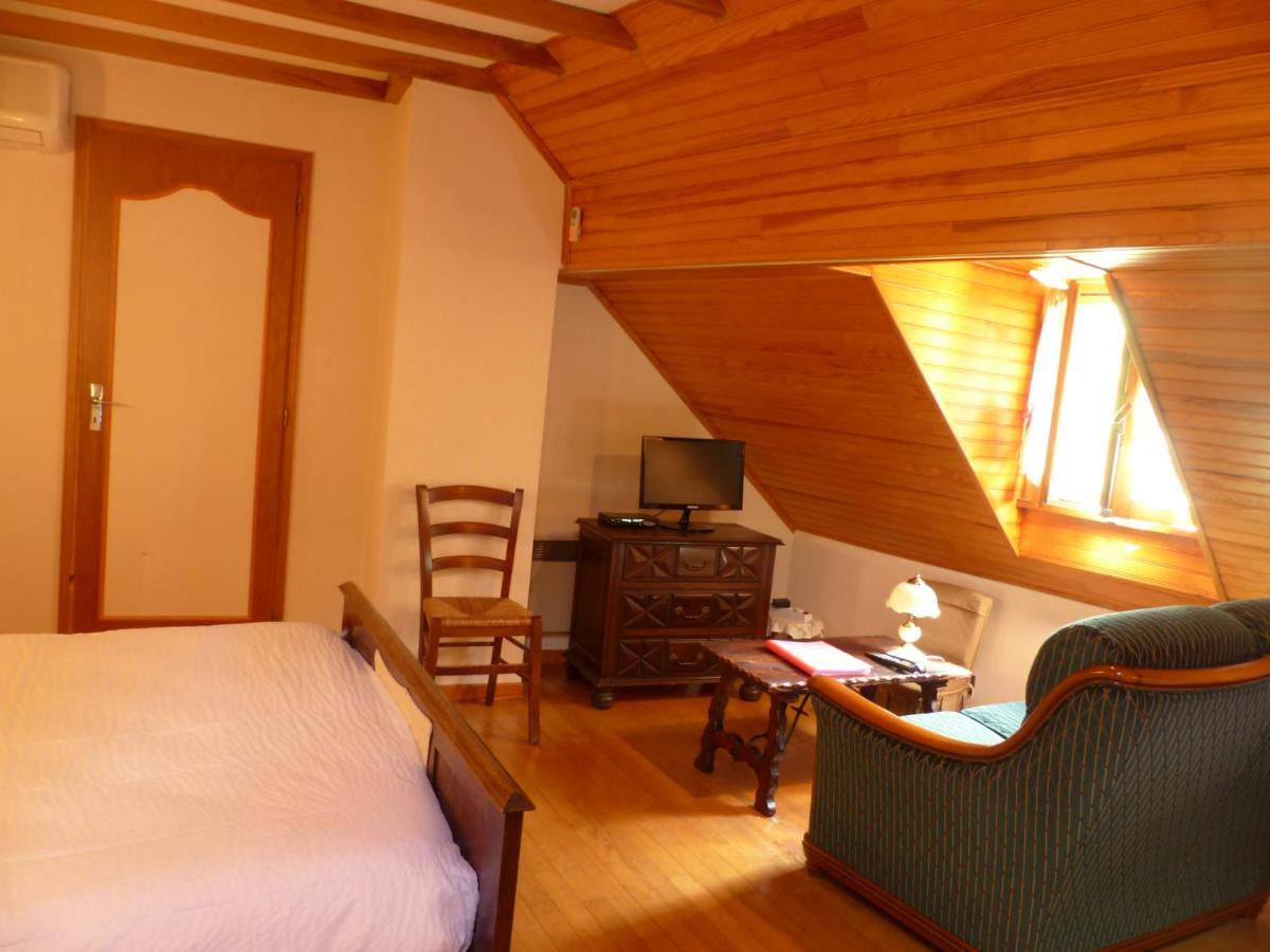 Bed and Breakfast LA Bouigane à Saint-Lary  Extérieur photo