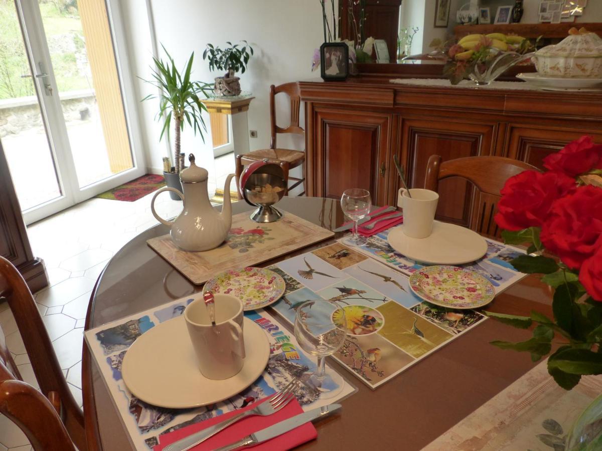 Bed and Breakfast LA Bouigane à Saint-Lary  Extérieur photo